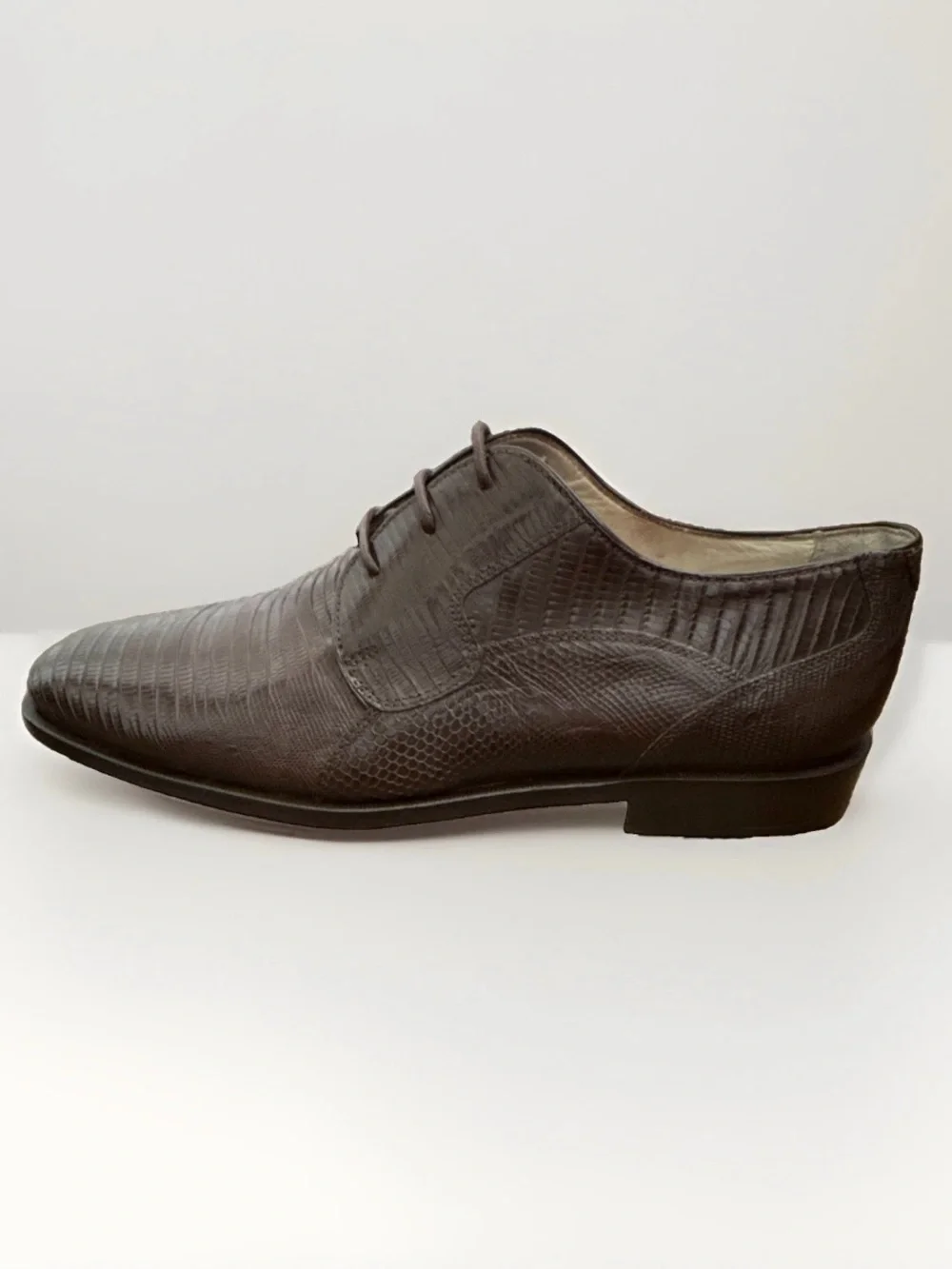 Traversi Vintage Handmade in Italy Genuine Teju Lizard 3-Eyelet Derby Dress Shoe